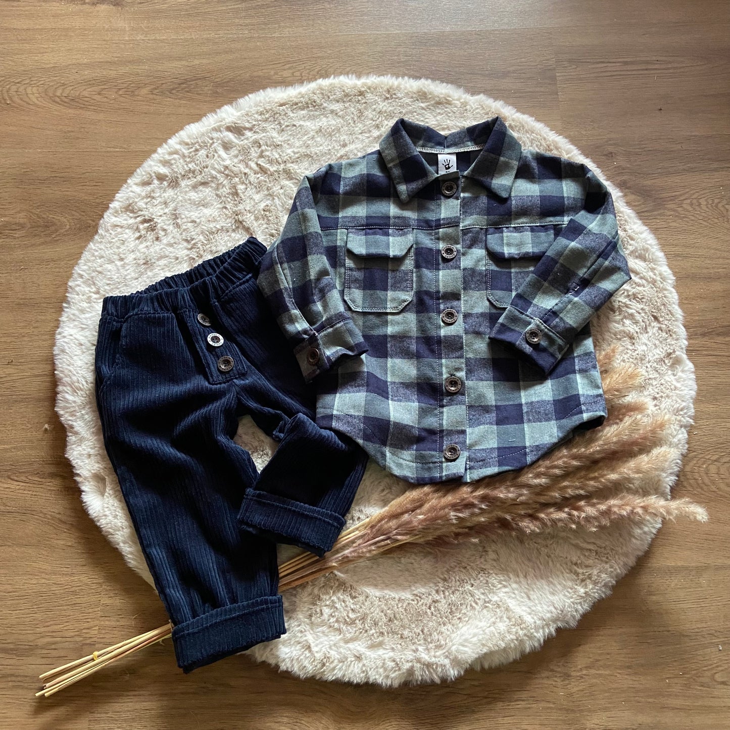 Flenellhemd+Cordhose