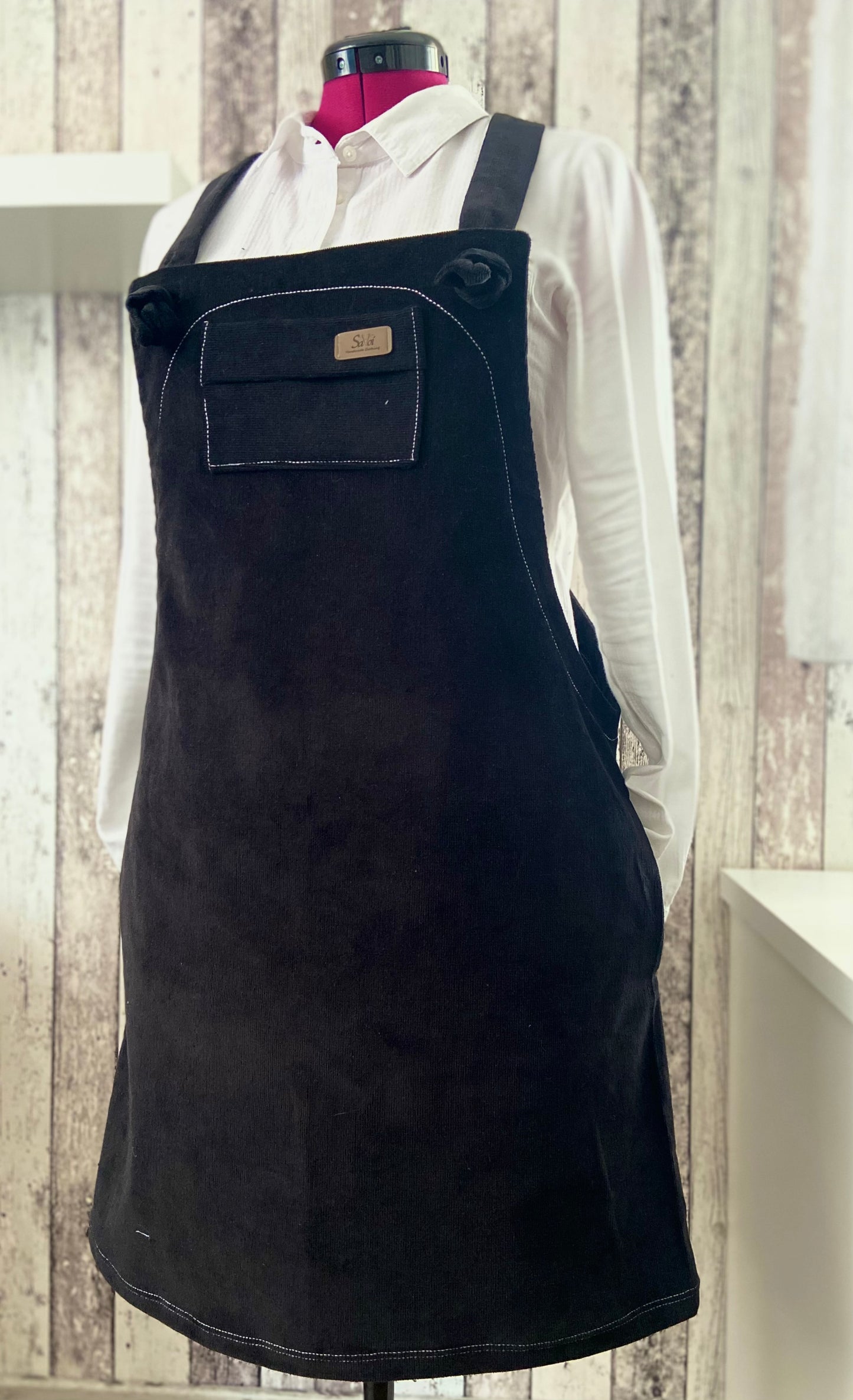 Damen-Latzkleid